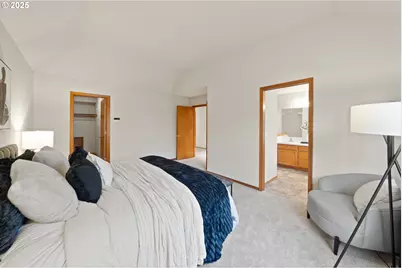 14390 Camden Ln, Lake Oswego, OR 97035 - Photo 21