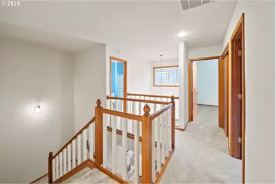 14390 Camden Ln, Lake Oswego, OR 97035 - Photo 15