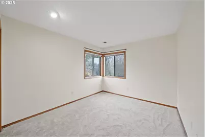 14390 Camden Ln, Lake Oswego, OR 97035 - Photo 29