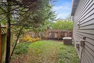 14390 Camden Ln, Lake Oswego, OR 97035 - Photo 37