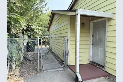 14015 SW Hazel St, Beaverton, OR 97005 - Photo 3