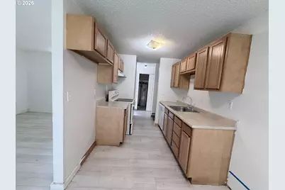 14015 SW Hazel St, Beaverton, OR 97005 - Photo 31