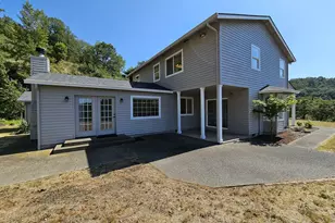 2750 SE Booth Ave, Roseburg, OR 97470 - Photo 33