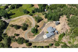 2750 SE Booth Ave, Roseburg, OR 97470 - Photo 45