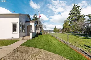 2574 Stanton Ave, North Bend, OR 97459 - Photo 31