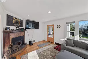 2574 Stanton Ave, North Bend, OR 97459 - Photo 5