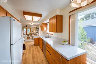 334 S 18th St, Saint Helens, OR 97051 - Photo 9