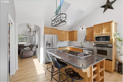 38009 Earl Ln, Corvallis, OR 97330 - Photo 5