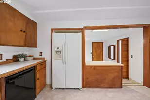 430 SW Cedar Ave, Warrenton, OR 97146 - Photo 13