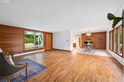 430 SW Cedar Ave, Warrenton, OR 97146 - Photo 3