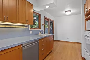 2211 SE 153rd Ave, Portland, OR 97233 - Photo 23