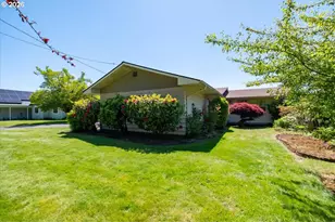 1907 SE Miller Ave, Dallas, OR 97338 - Photo 3