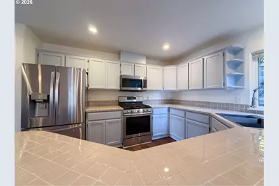 8932 SW 149th Pl, Beaverton, OR 97007 - Photo 9