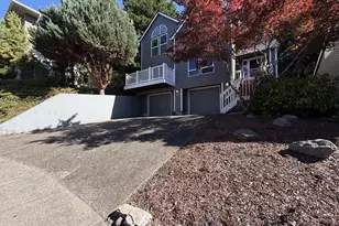 8932 SW 149th Pl, Beaverton, OR 97007 - Photo 35