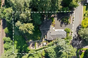 3920 Upper Dr, Lake Oswego, OR 97035 - Photo 43