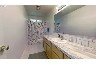 1216 E third Ave, Sutherlin, OR 97479 - Photo 25