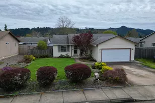 1216 E third Ave, Sutherlin, OR 97479 - Photo 39