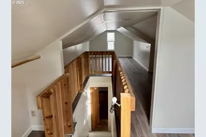 196 NE Flagg St, Roseburg, OR 97470 - Photo 23