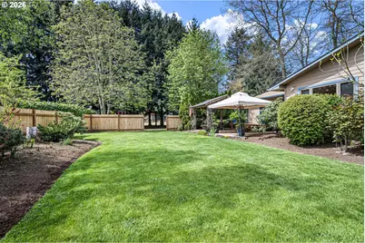 84 Green Ln, Eugene, OR 97404 - Photo 37