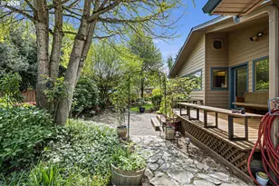 84 Green Ln, Eugene, OR 97404 - Photo 33
