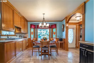 760 W Hickory St, Roseburg, OR 97471 - Photo 7
