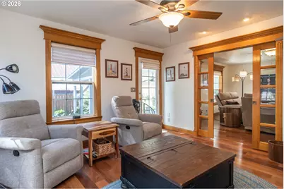 760 W Hickory St, Roseburg, OR 97471 - Photo 15