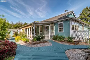 760 W Hickory St, Roseburg, OR 97471 - Photo 41