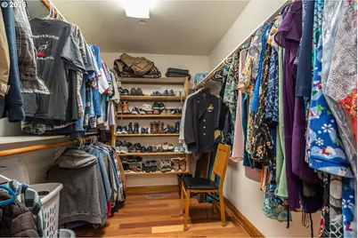 760 W Hickory St, Roseburg, OR 97471 - Photo 21