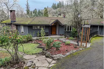 1033 SE Terrace Dr, Roseburg, OR 97470 - Photo 1