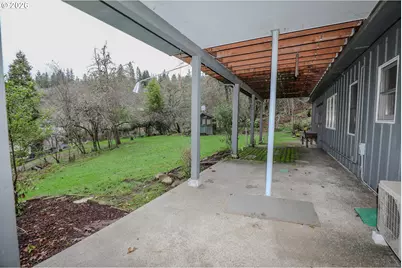 1033 SE Terrace Dr, Roseburg, OR 97470 - Photo 39