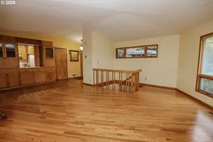 1033 SE Terrace Dr, Roseburg, OR 97470 - Photo 7