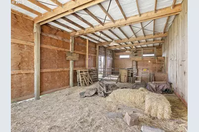 32300 S Ona Way, Molalla, OR 97038 - Photo 37