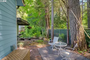 55636 McKenzie River Dr, Blue River, OR 97413 - Photo 21