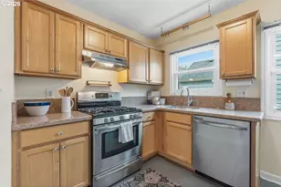 5851 NE 16th Ave, Portland, OR 97211 - Photo 11