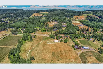 27100 NE Bell Rd, Newberg, OR 97132 - Photo 9