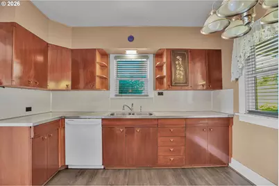 27100 NE Bell Rd, Newberg, OR 97132 - Photo 7