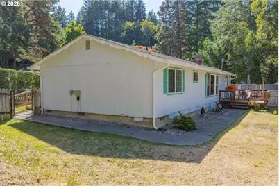 94805 Vista Ln, Coquille, OR 97423 - Photo 9