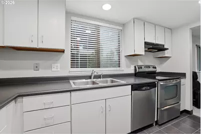 285 Cervantes, Lake Oswego, OR 97035 - Photo 13