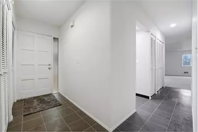 285 Cervantes, Lake Oswego, OR 97035 - Photo 5