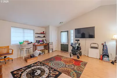 13307 NE 77th St, Vancouver, WA 98682 - Photo 3