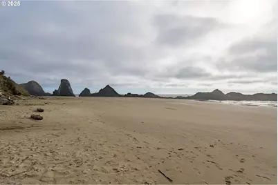 10350 NW Pacific Coast Hwy, Seal Rock, OR 97376 - Photo 37