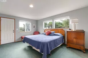 10350 NW Pacific Coast Hwy, Seal Rock, OR 97376 - Photo 19