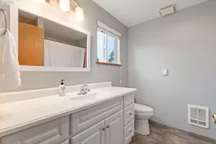 10350 NW Pacific Coast Hwy, Seal Rock, OR 97376 - Photo 21