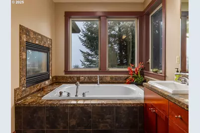 29510 NE 85th Cir, Camas, WA 98607 - Photo 15