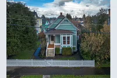 409 3rd St, Oregon City, OR 97045 - Photo 33