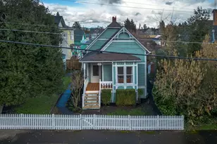 409 3rd St, Oregon City, OR 97045 - Photo 33