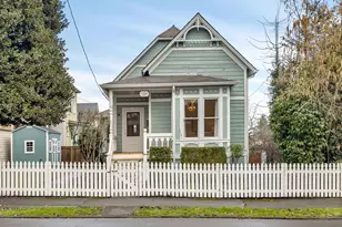 409 3rd St, Oregon City, OR 97045 - Photo 3