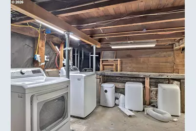 409 3rd St, Oregon City, OR 97045 - Photo 25