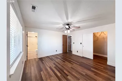 140 W 13th St, Lafayette, OR 97127 - Photo 5
