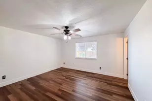 140 W 13th St, Lafayette, OR 97127 - Photo 11